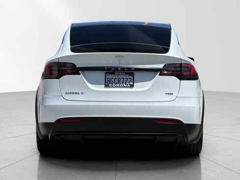 Used 2018 Tesla Model X 75D AWD/4WD image 4