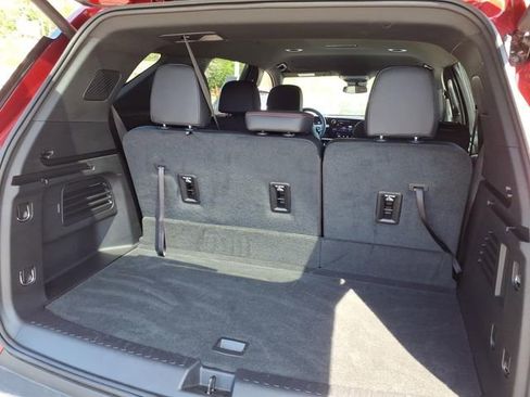 Used 2025 Chevrolet Traverse Z71 AWD/4WD image 27