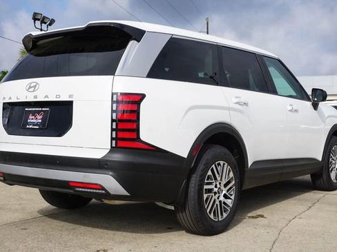 New 2026 Hyundai Palisade SE FWD image 4