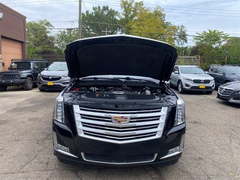 Used 2016 Cadillac Escalade ESV Platinum image 11