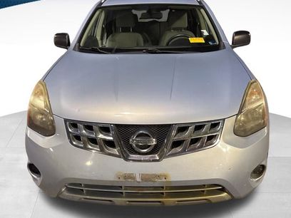 Used 2015 Nissan Rogue S w/ Convenience Package