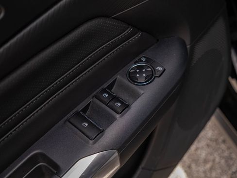 Used 2025 Ford Mustang Premium RWD image 13