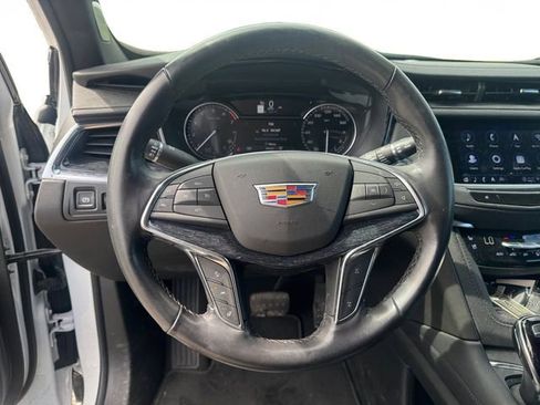 Certified 2023 Cadillac XT5 Premium Luxury AWD/4WD image 13