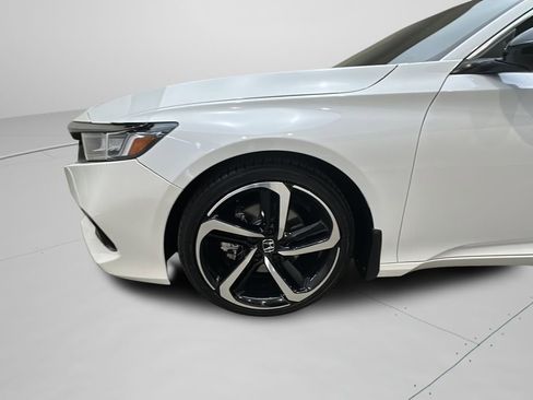 Certified 2022 Honda Accord Sport image 4