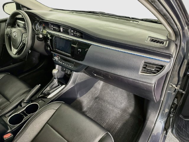 Used 2015 Toyota Corolla LE Premium FWD image 32