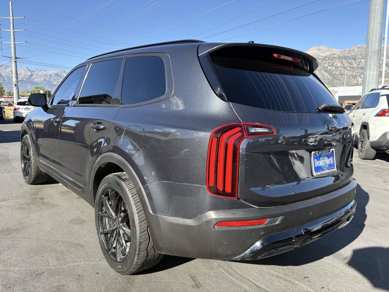 Used 2021 Kia Telluride SX w/ SX Prestige Package AWD/4WD image 7