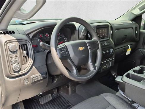 Used 2025 Chevrolet Silverado 2500 Custom w/ Custom Value Package AWD/4WD image 10