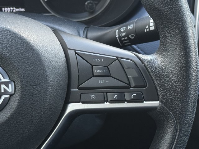 Used 2025 Nissan Versa SV FWD image 14