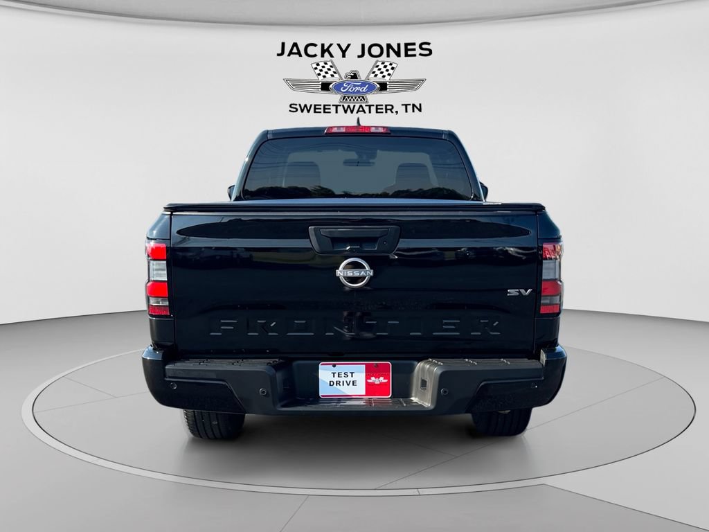 Used 2024 Nissan Frontier SV w/ Technology Package RWD image 4