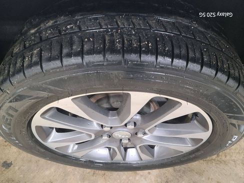 Used 2018 Jeep Grand Cherokee Overland AWD/4WD image 15