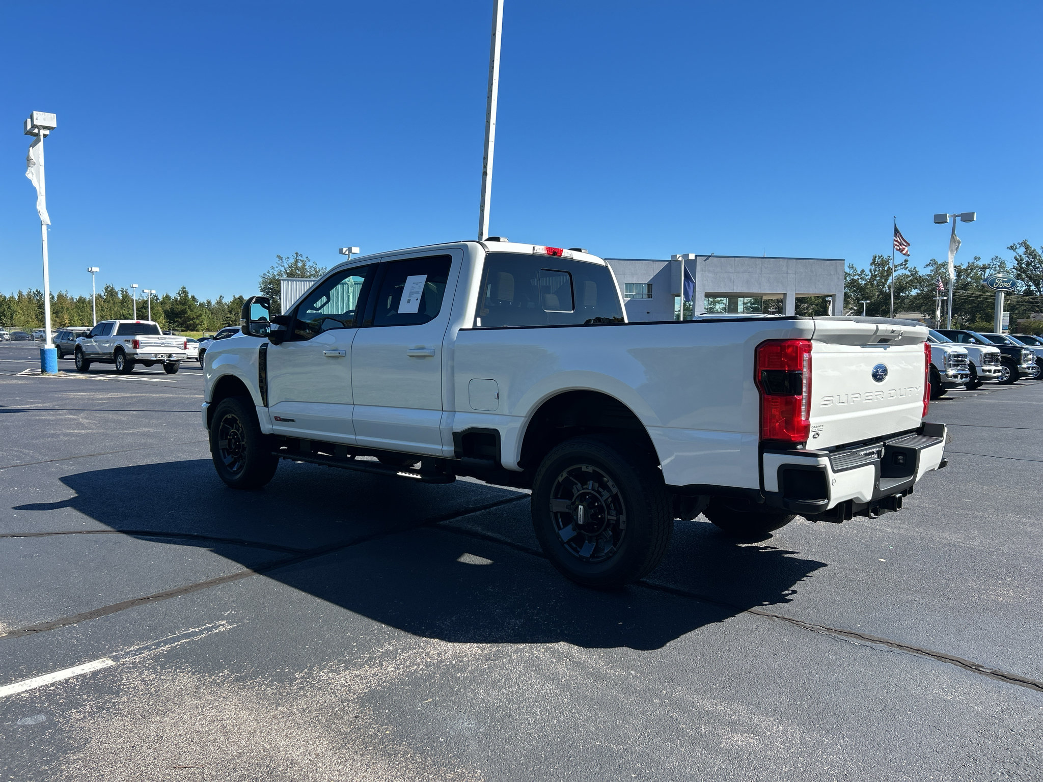 Used 2024 Ford F250 Lariat w/ Sport Appearance Package AWD/4WD image 5