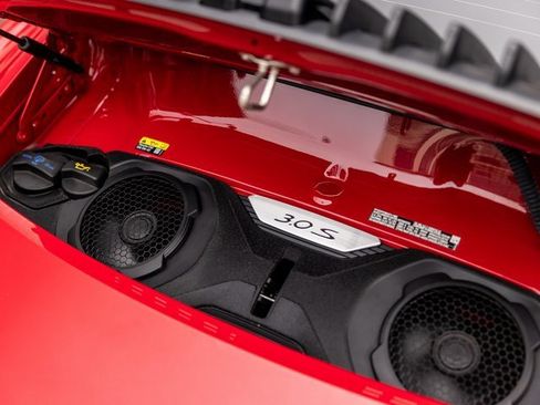 Used 2024 Porsche 911 Carrera S w/ Sport Package image 31