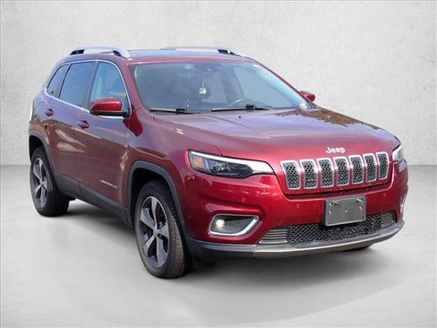 Used 2019 Jeep Cherokee Limited w/ Luxury Group AWD/4WD image 15