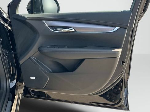 Certified 2024 Cadillac XT6 Luxury AWD/4WD image 23
