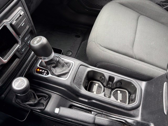 Used 2021 Jeep Wrangler Unlimited Sport AWD/4WD image 41