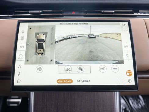 Used 2025 Land Rover Range Rover SE image 30