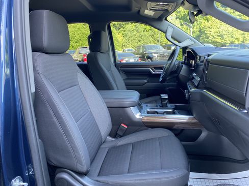 Used 2023 Chevrolet Silverado 1500 RST AWD/4WD image 35