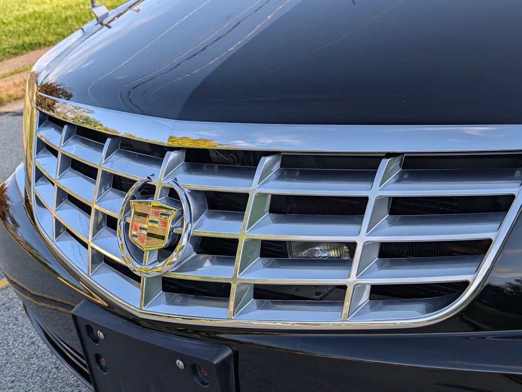 Used 2009 Cadillac DTS Hearse FWD image 35