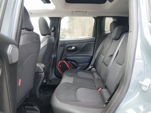 Used 2018 Jeep Renegade Trailhawk w/ Cold Weather Group II image 14