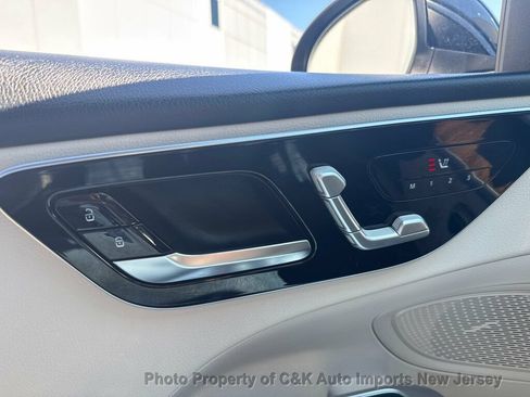 Used 2023 Mercedes-Benz C 300 4MATIC Sedan w/ Exclusive Trim Package image 21