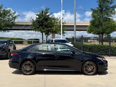 Used 2024 Toyota Corolla Sedan FWD image 5