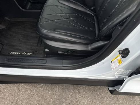 Certified 2023 Ford Mustang Mach-E Select RWD image 9