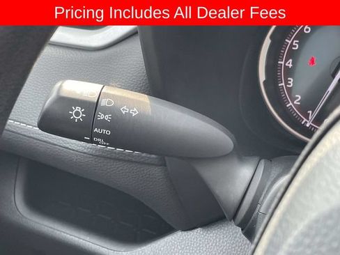Used 2024 Toyota RAV4 XLE AWD/4WD image 21