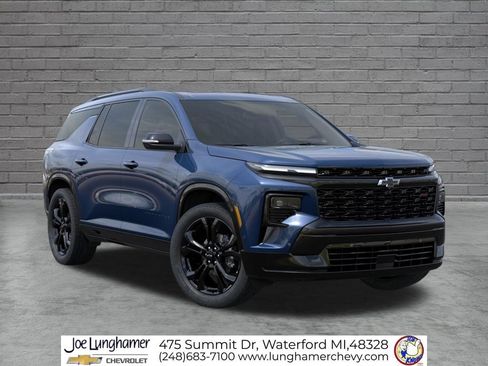 New 2027 Chevrolet Traverse RS w/ LPO, Floor Liner Package AWD/4WD image 7