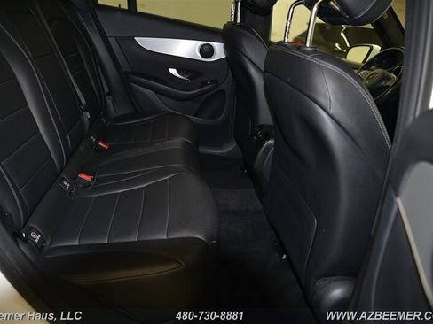 Used 2019 Mercedes-Benz GLC 300 image 18