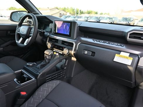 New 2026 Toyota Tacoma SR5 AWD/4WD image 11