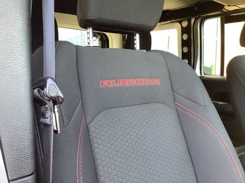 Used 2021 Jeep Wrangler Unlimited Rubicon AWD/4WD image 44