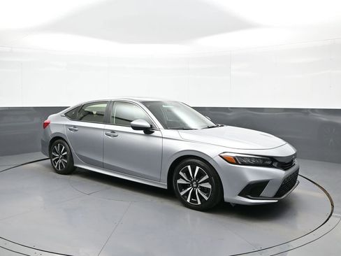 Certified 2022 Honda Civic EX image 4