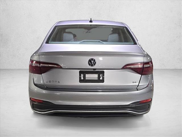 Used 2024 Volkswagen Jetta SE FWD image 6