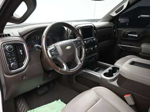 Used 2021 Chevrolet Silverado 1500 LTZ AWD/4WD image 14