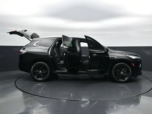 Used 2024 Buick Enclave Essence w/ Experience Buick Package FWD image 51