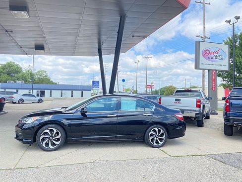 Used 2016 Honda Accord EX-L image 1