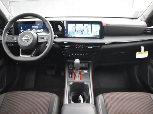 New 2026 Nissan Kicks SR w/ Illumination Package AWD/4WD image 9