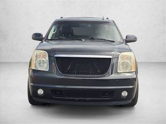 Used 2011 GMC Yukon XL Denali AWD/4WD video 2