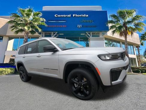 New 2026 Jeep Grand Cherokee L Limited w/ Limited Altitude Package AWD/4WD image 2