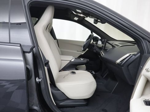 New 2026 BMW iX xDrive45 image 21