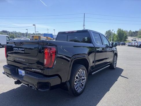 Used 2023 GMC Sierra 1500 Denali Ultimate AWD/4WD image 5
