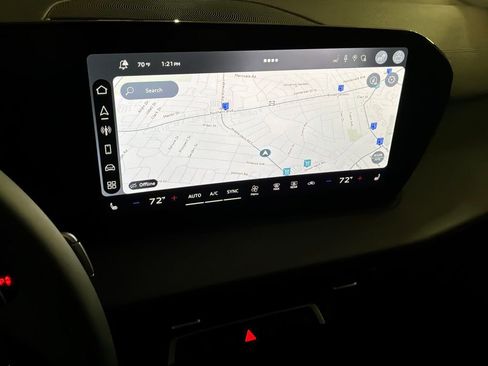 New 2026 Audi Q3 quattro 2.0T image 3