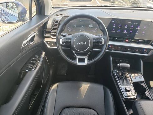 Certified 2023 Kia Sportage EX FWD image 18