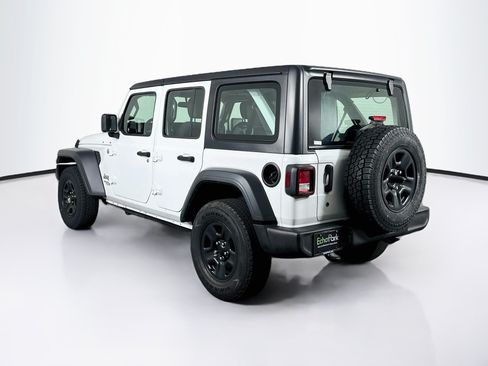 Used 2018 Jeep Wrangler Unlimited Sport AWD/4WD image 5