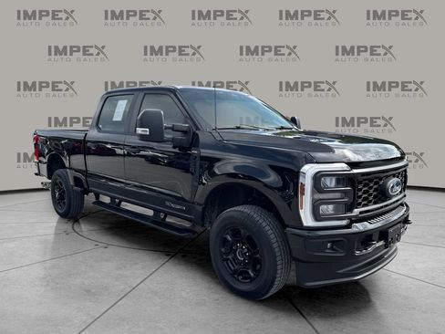 Used 2024 Ford F250 XL w/ STX Appearance Package AWD/4WD image 4