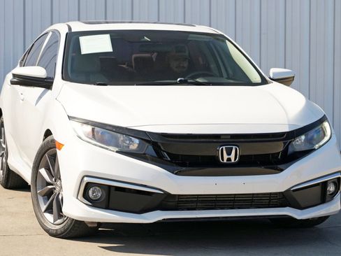 Used 2020 Honda Civic EX image 2