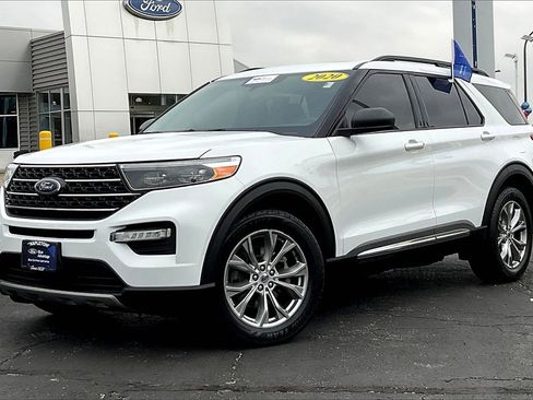 Certified 2020 Ford Explorer XLT w/ Equipment Group 202A image 10