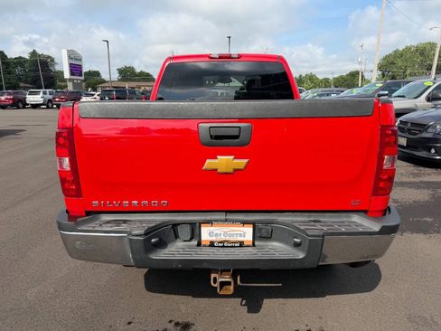 Used 2009 Chevrolet Silverado 2500 LT w/ Suspension Package, Off-Road AWD/4WD image 4