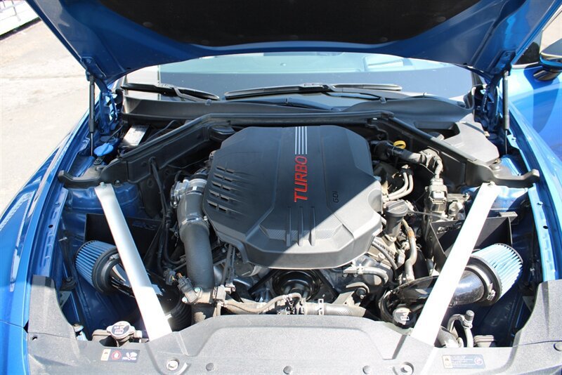 Used 2019 Kia Stinger GT2 AWD/4WD image 32
