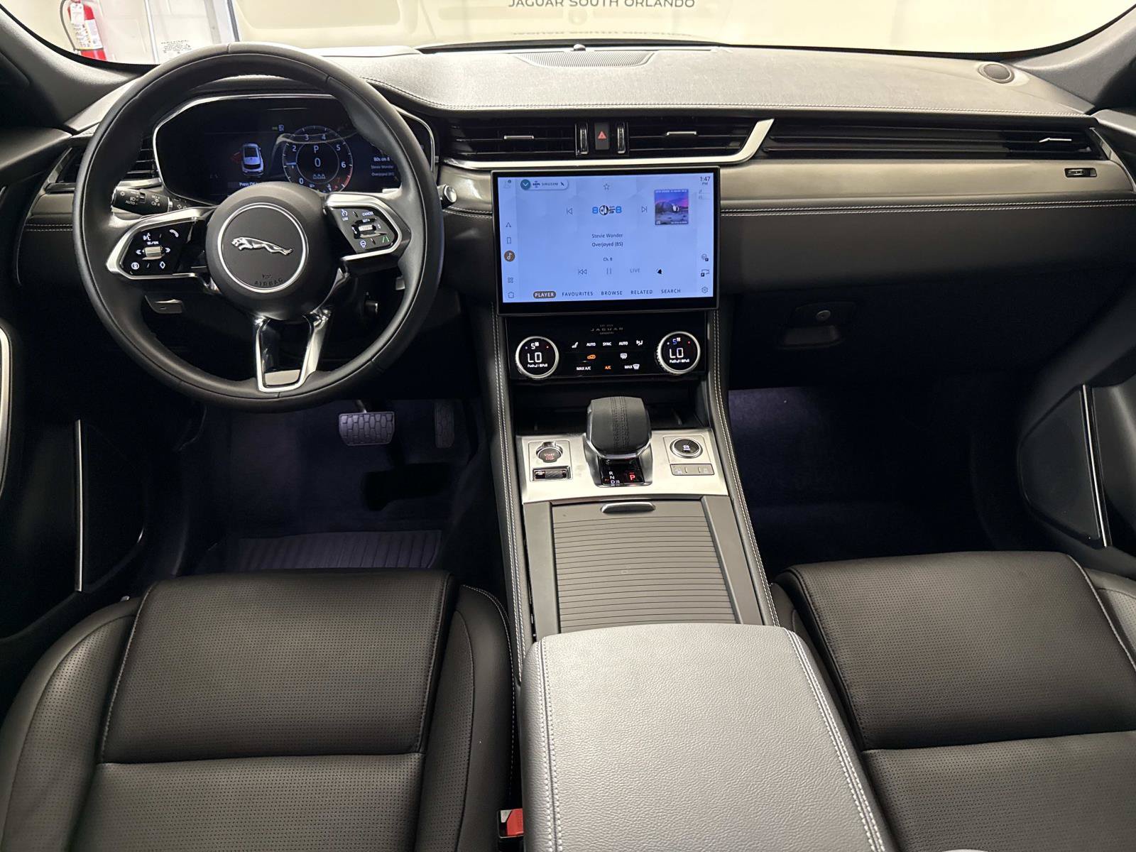 Certified 2026 Jaguar F-PACE R-Dynamic S AWD/4WD image 16